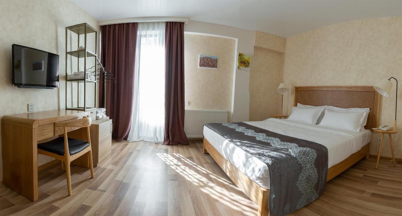 Ornament Boutique Hotel Tiflis Exterior foto