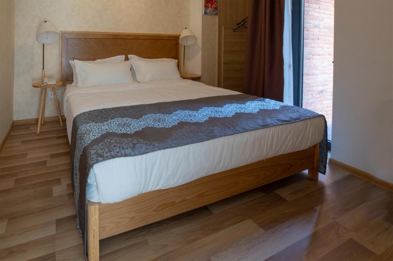 Ornament Boutique Hotel Tiflis Exterior foto