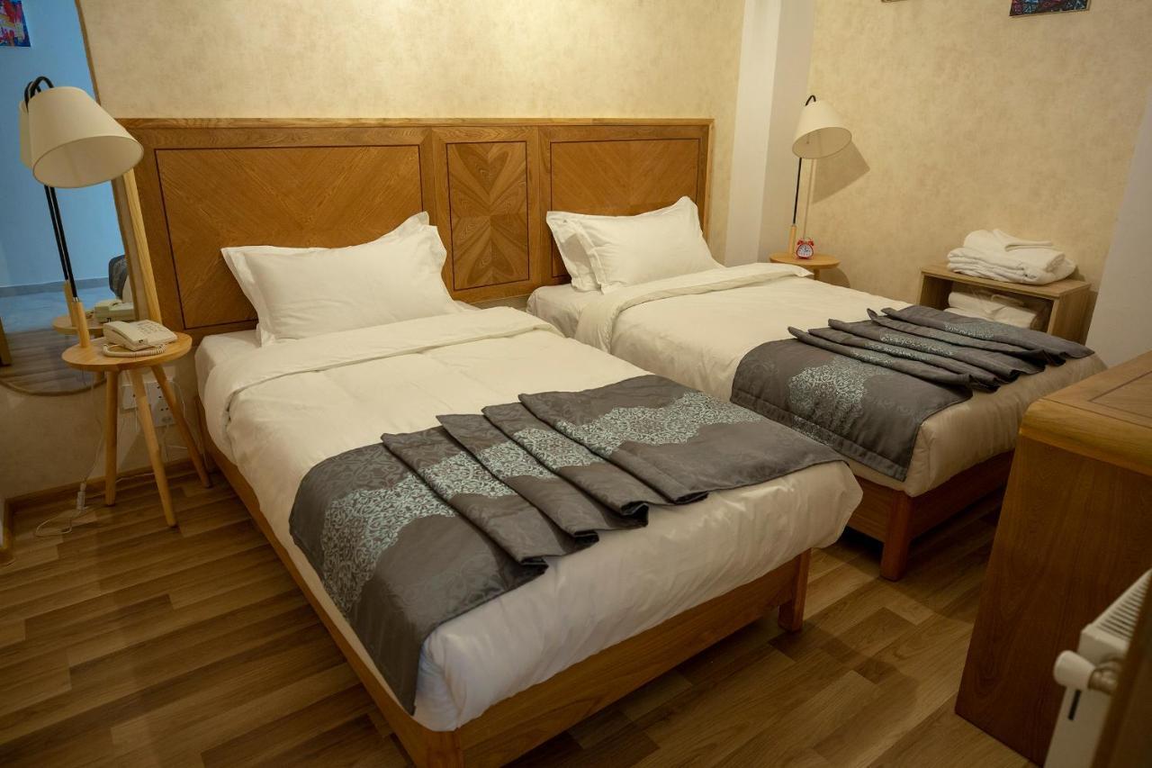 Ornament Boutique Hotel Tiflis Exterior foto